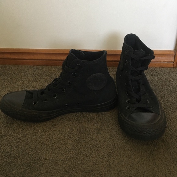Converse Black Hi-Tops - Picture 3 of 4